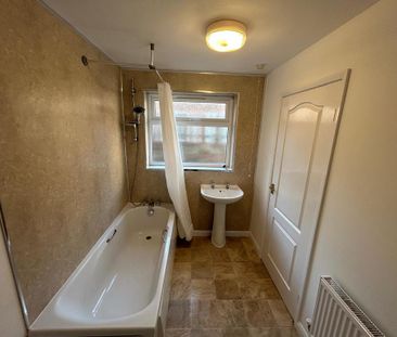 2 bedroom terraced house to rent - Photo 6