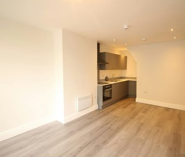 Flat to rent on - Photo 3