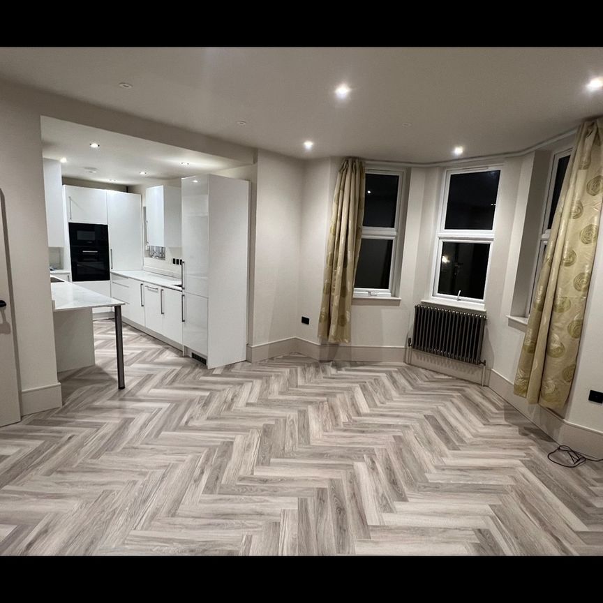 2 Bed Flat, Therapia Road, SE22 - Photo 1