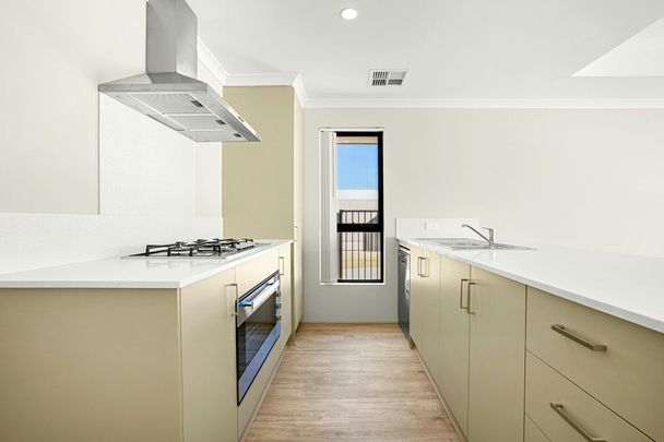 Brand New Modern Home in Prime Lakelands Location! - Photo 1