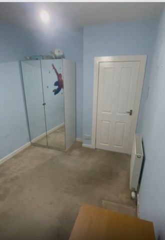 3 Bed Flat, Thornliebank, G46 - Photo 4