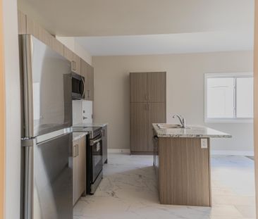 For Lease - 22b Willson Drive, Thorold, Ontario - Photo 3