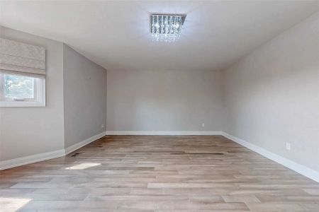 For Lease - 15 Dundurn Crescent, Vaughan, Ontario - Photo 2