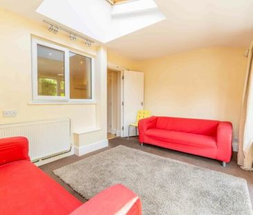 25 Temple Avenue - Photo 2