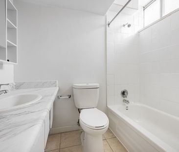 For Lease - 2255 Weston Road Unit# 904, Toronto, Ontario - Photo 4