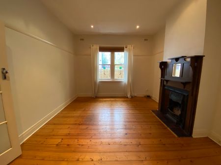 47 Williams Road, Prahran - Photo 2