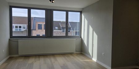 Appartement te huur in Hasselt voor € 780 met 1 slaapkamer - Photo 3