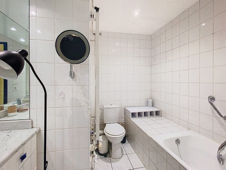 Location Appartement 2 pièces 77m² STRASBOURG 67000 - Photo 5