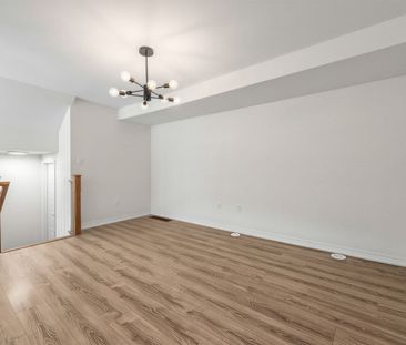 For Lease - 137 Christopher Road, Oakville, Ontario - Photo 5