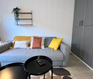 Exklusives Apartment mit Terrasse in zental gelegenem Neubau - Photo 5