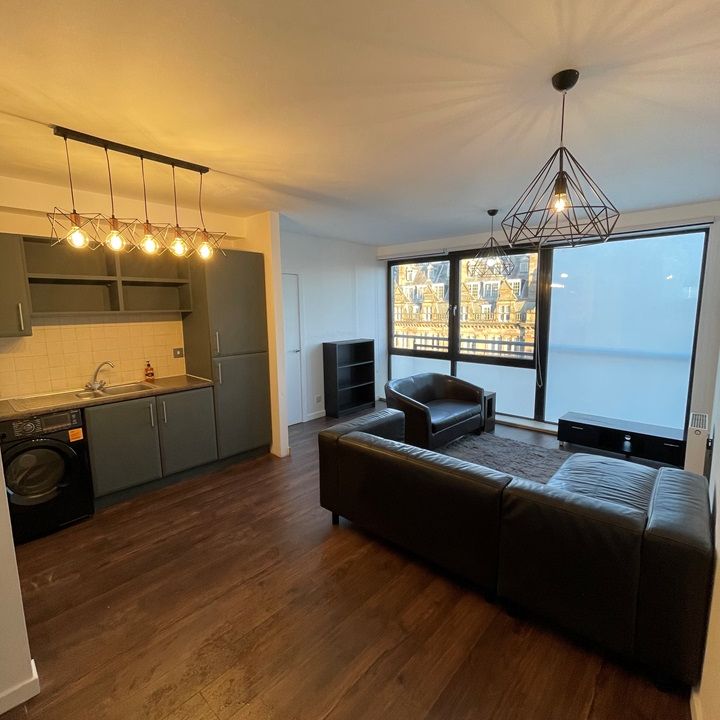 2 Bed Flat, Holm Street, G2 - Photo 1