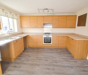 4 bedroom terraced house to rent - Photo 6