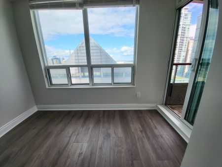 For Lease - 60 Brian Harrison Way Unit# 1808, Toronto, Ontario - Photo 4