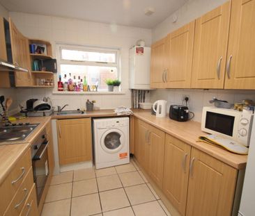 2 bedroom Student Flat to rent in King John Terrace, Heaton, Newcas... - Photo 6