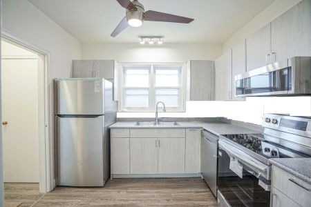 For Lease - 295 Indian Grove Unit# 1, Toronto, Ontario - Photo 5