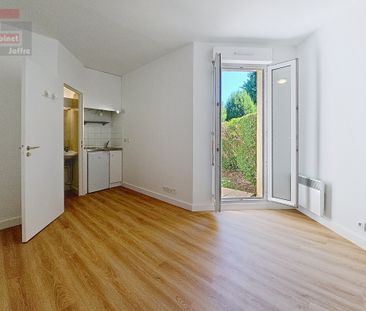 Location Appartement 1 pièce 13m² FONTAINEBLEAU 77300 - Photo 1