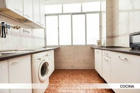 Calle Castillo de Alcalá de Guadaira, Sevilla, Andalusia 41013 - Photo 5