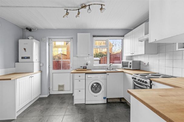 2 bedroom semi-detached house to rent - Photo 1