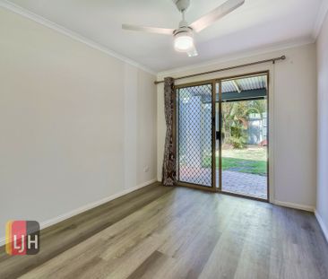 LOW SET 3 BEDROOM HOME IN STAFFORD - Photo 6