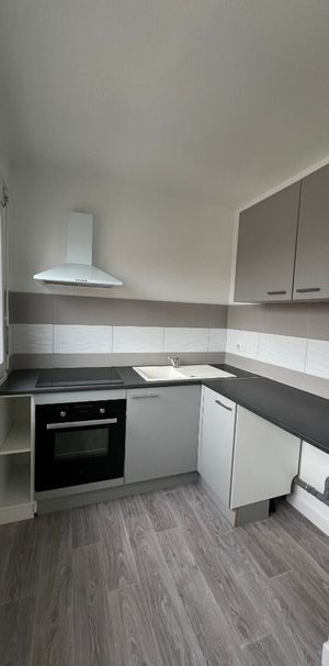 Location Appartement 1 pièce 28m² - Photo 1