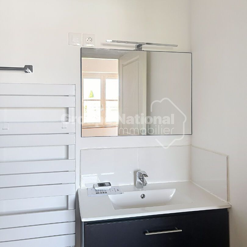 Appartement T3 de 64.97 m² sur Berre L'étang, - Photo 1
