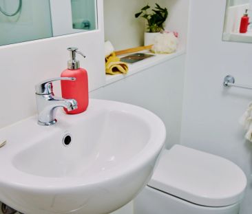 Signature Plus Studio Apartment-Double Bed with Standard View with ... - Photo 5