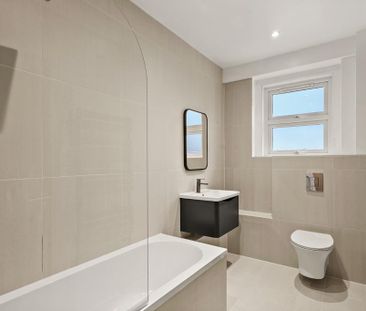 3 bedroom apartment to rent - Photo 6