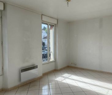 Appartement 2 Pièces + cave + parking extérieur - Photo 3