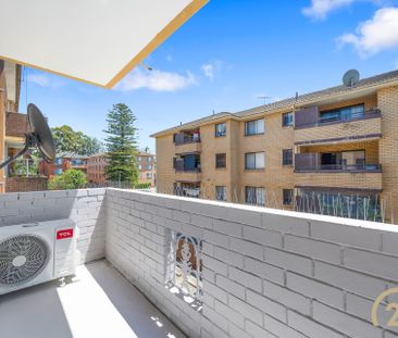 Well Presented 2 Bedroom Unit&comma; Located in Fairfield&excl; - Photo 6