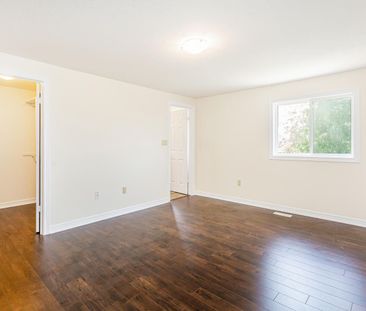 For Lease - 258 Mcmeeken Drive, Cambridge, Ontario - Photo 5