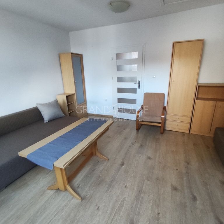 Podzamcze 2-pok. mieszkanie z niezależną kuchnią - Zdjęcie 1