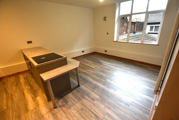 Flat 3, 131 Market Street - Photo 1