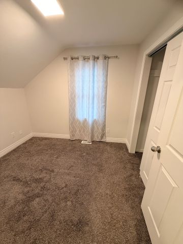 For Lease - 23 Hazel Street, St. Catharines, Ontario - Photo 3