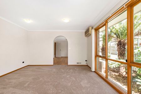 21 Nichols Drive, Mornington. - Photo 4