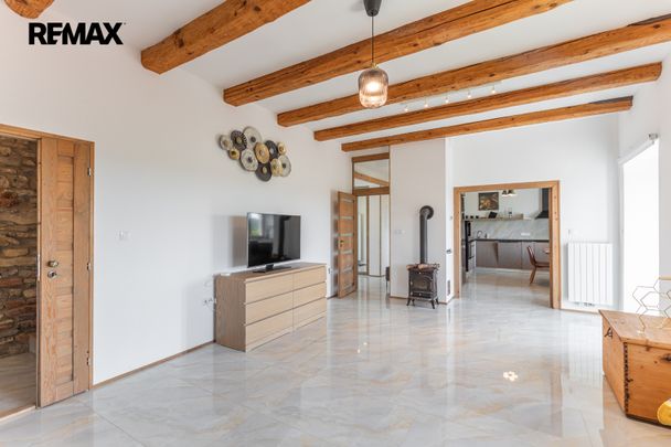 Pronájem rodinného domu 203 m², Dolejší 63, Kosoř - Photo 1