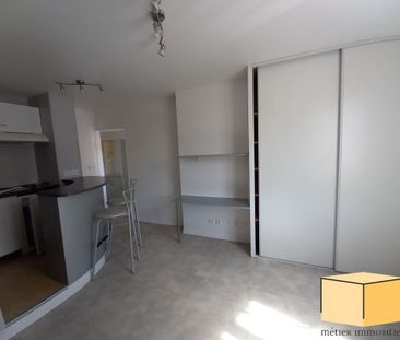 Location Appartement 1 pièce 21m² BELLEY 01300 - Photo 3