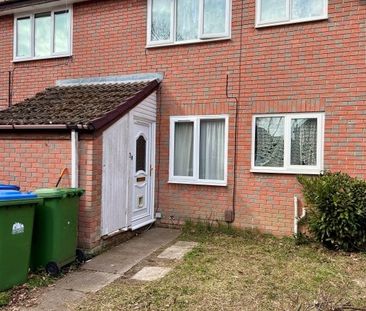 The Oaks, Merryoak, Southampton - Photo 5