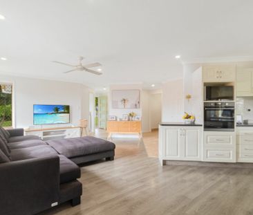Spacious Home - Great Location! - Photo 2