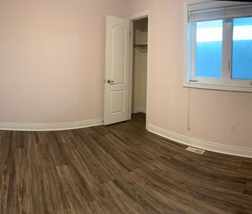 For Lease - 135 Lindbergh Drive, Vaughan, Ontario - Photo 4