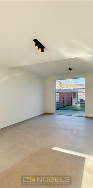 Te huur, BIJNA-ENERGIENEUTRAAL nieuwbouwwoning te Oudenaarde - Photo 1