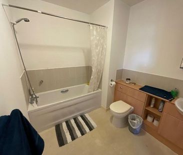 2 bedroom flat to rent - Photo 6