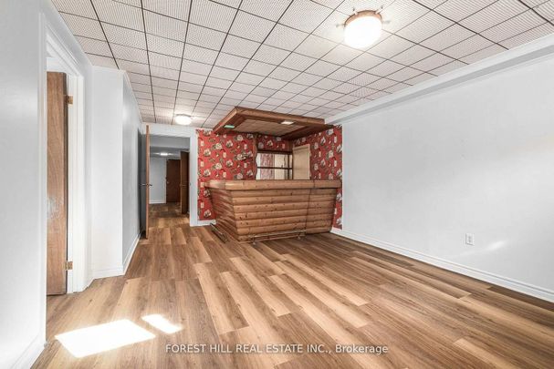 For Lease - 18 Irvington Crescent, Toronto, Ontario - Photo 1