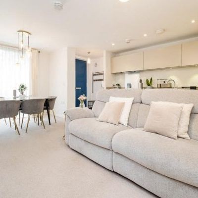 Exeter Road, London, E16, Property for rent - Photo 1