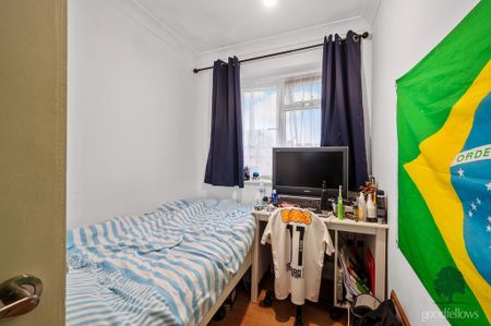 4 bedroom terraced house to rent - Photo 4