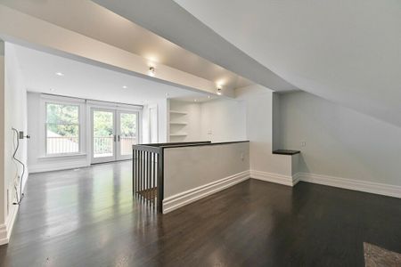 69 Hazelton Ave, ON, CA, Toronto - Photo 3