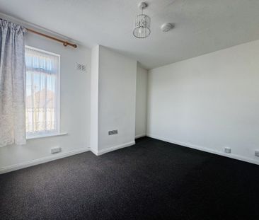 Commercial Road, Kettering - Photo 3