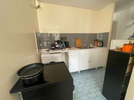 Location Appartement 2 pièces 43m² - Photo 5