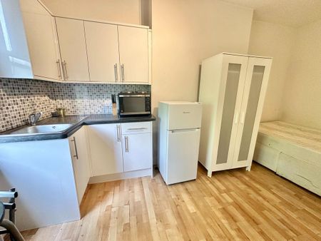 Studio to rent - Photo 4