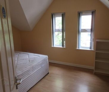 University Avenue, Queens Quarter, Belfast, BT7 1GX - Photo 4