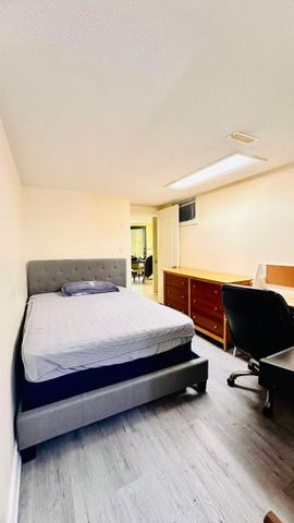 For Lease - 26 Ashglen Court, Toronto, Ontario - Photo 5